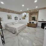 Bovio House